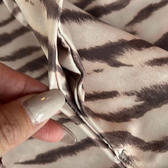 L’urv Cheetah Print Cropped Leggings Womens M Pink Animal Print‎ Athleisure - Picture 7 of 7